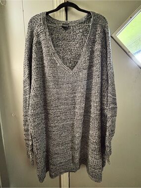 torrid Gray Marled V-Neck Knit Sweater, tunic length
